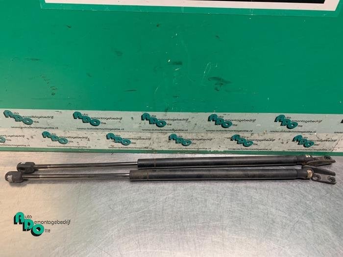 Set Gasdempers Achterklep van een Smart Forfour, Gebruikt, -, -, Ophalen of Verzenden