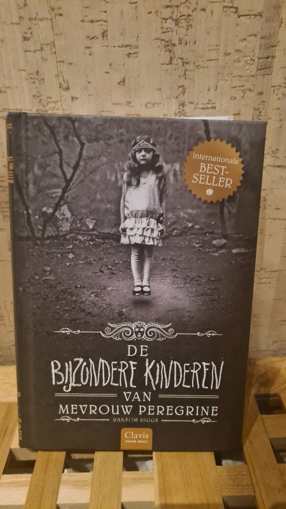 De bijzondere kinderen van mevrouw Peregrine, Boeken, Ophalen, Zo goed als nieuw