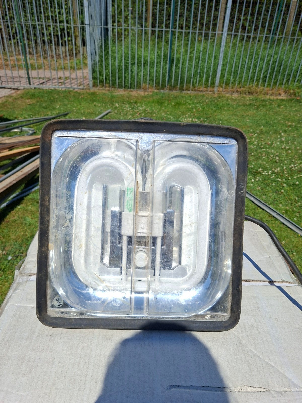 Werflamp te koop, Ophalen
