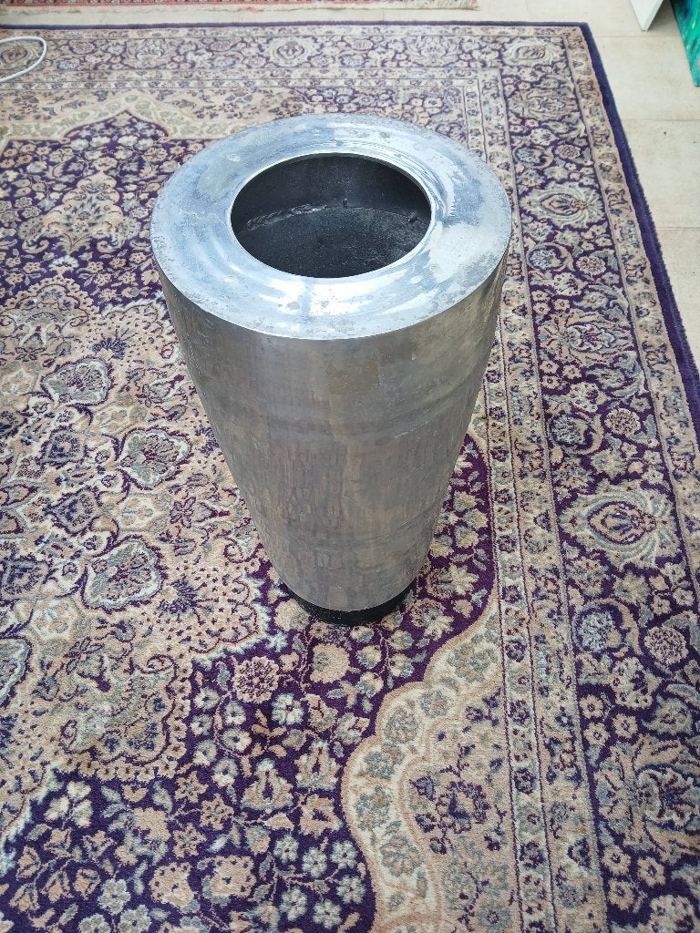 Vase cylindrique, Enlèvement