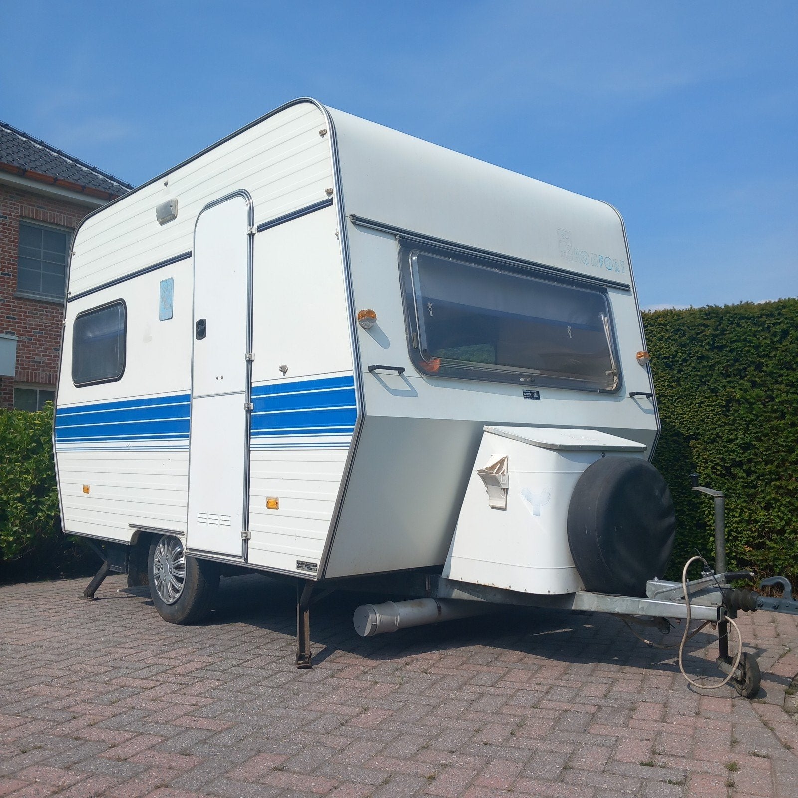 Caravan knaus in droge en nette staat, MTM 750 kg, Particulier, Koelkast, Knaus