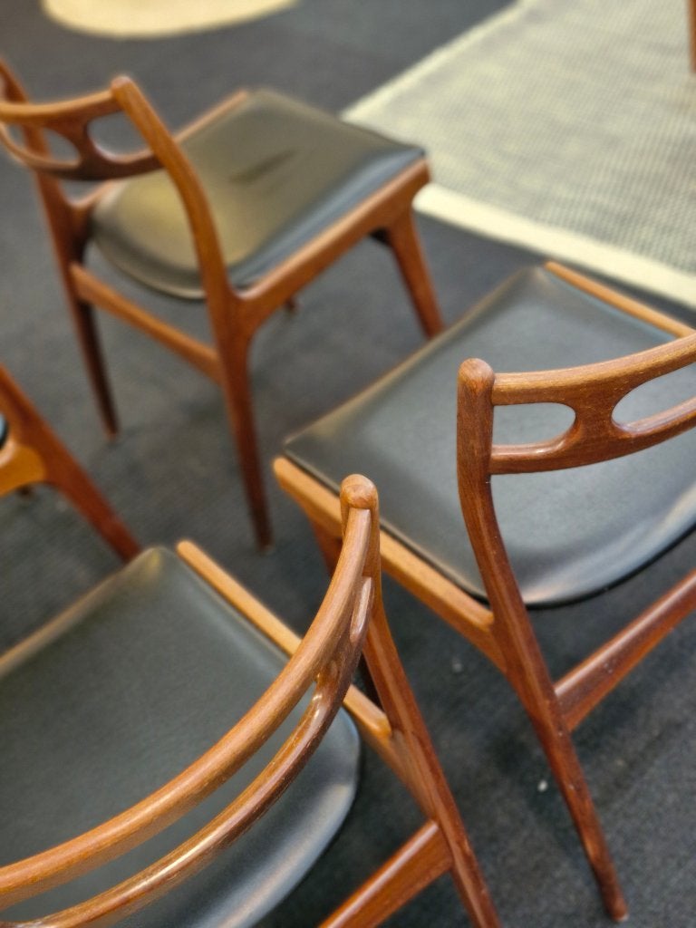 Set van 4 x eetkamerstoelen Deens Design Andersen Uldum, Ophalen, Gebruikt, Zwart, Vintage