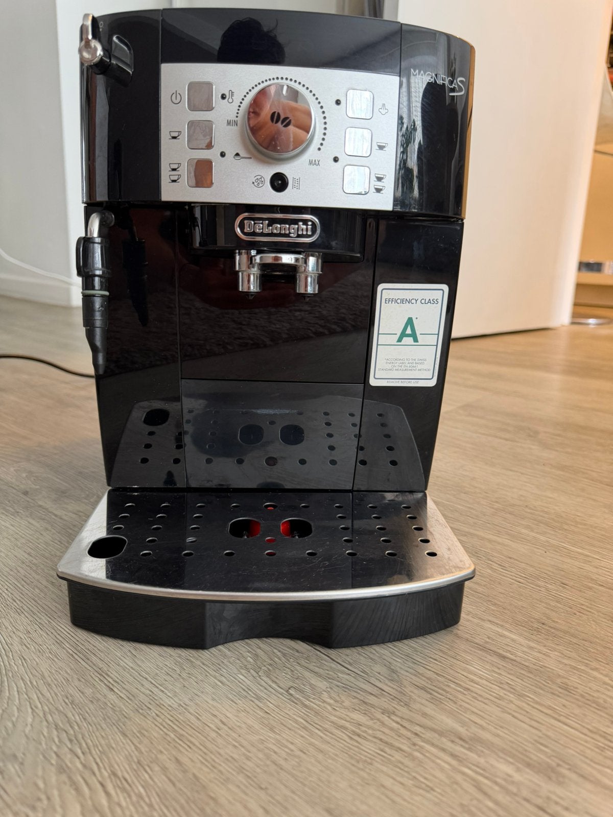 De’Longhi Magnifica S ECAM 22.110.B., Electroménager, Cafetières, Enlèvement ou Envoi, Comme neuf