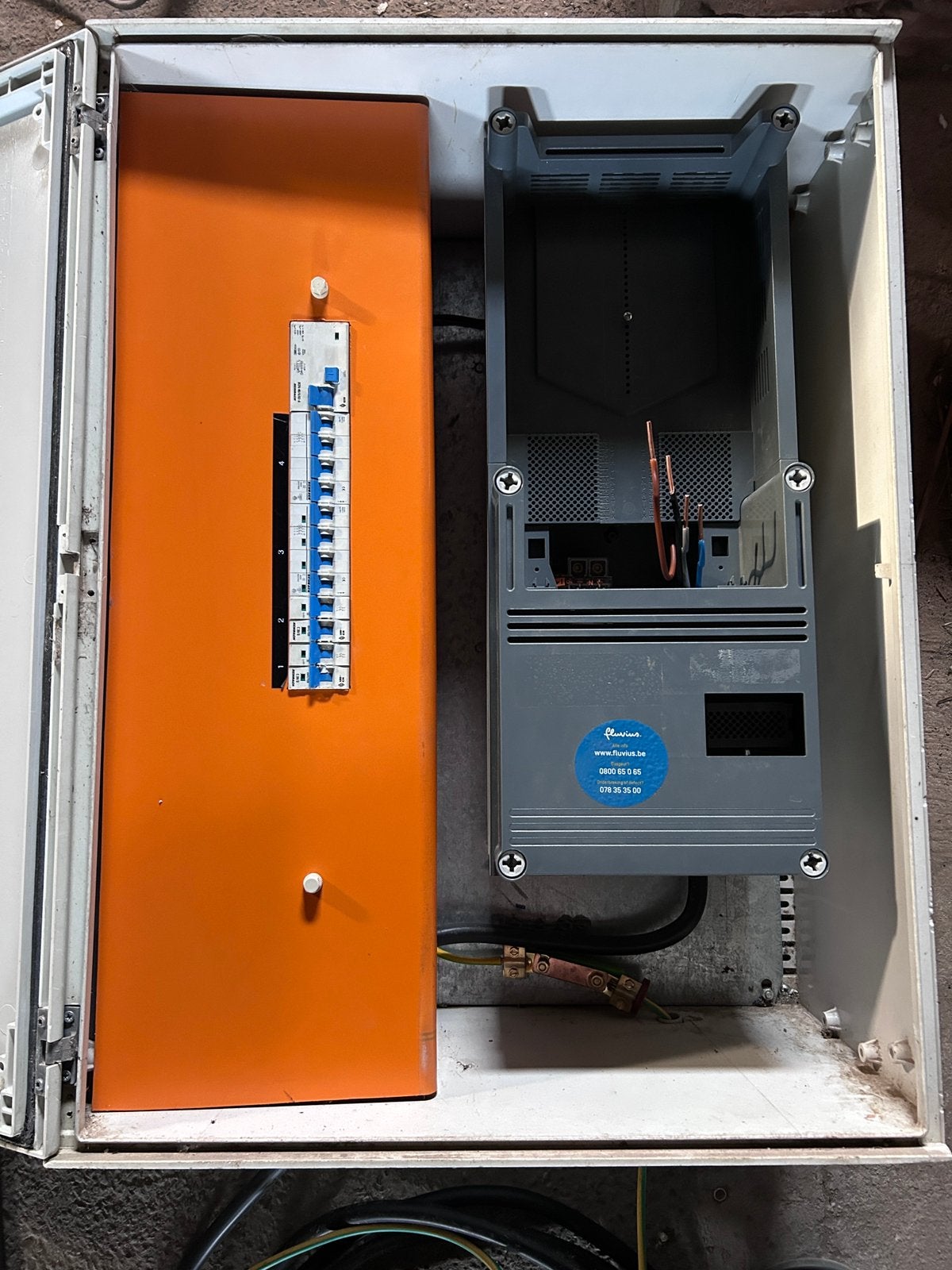 Werfkast VOLLEDIG, Doe-het-zelf en Bouw, Elektriciteit en Kabels, Gebruikt, Ophalen