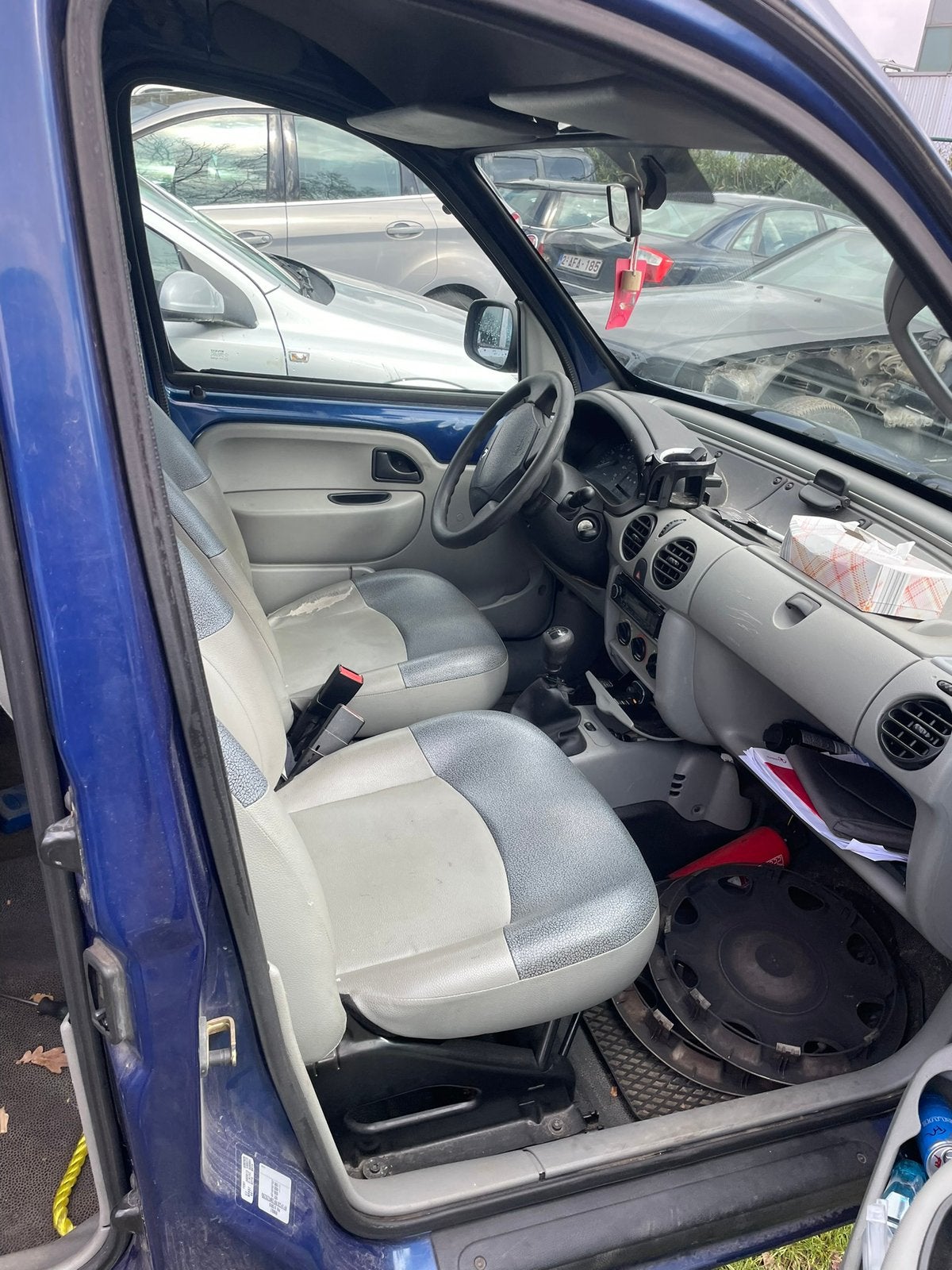 Renault kangoo, Autos, Camionnettes & Utilitaires, Particulier, ABS, Airbags, Air conditionné, Alarme, Bluetooth, Vitres électriques