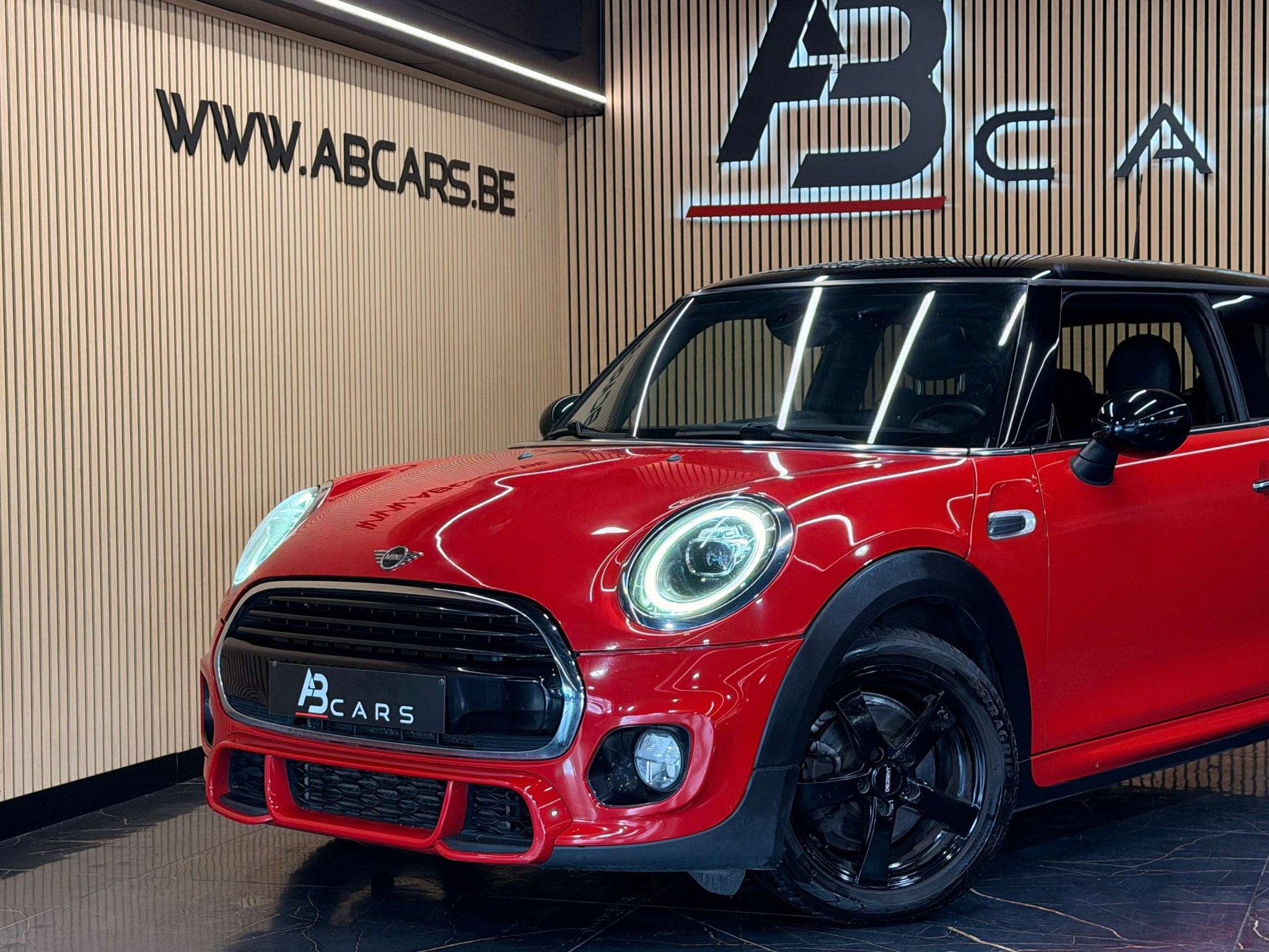 MINI Cooper 1.5i * PACK JCW - JOHN COOPER WORKS * GAR 12 MOI, Auto's, 100 kW, Gebruikt, 136 pk, Leder