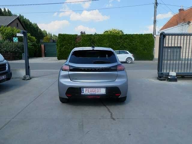 Peugeot 208 1.2 i benzine 100pk Allure Luxe '25 16000km, Auto's, Euro 6, Zilver of Grijs, https://public.car-pass.be/vhr/dc6fd0c6-f53b-4352-9ed7-59e579747f14