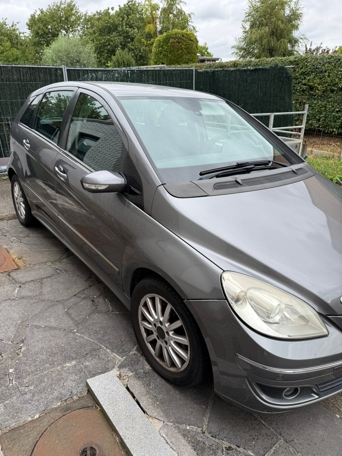 Mercedes B180 diesel automatique (222.014 km ), Achat, Carnet d'entretien, Noir, Automatique