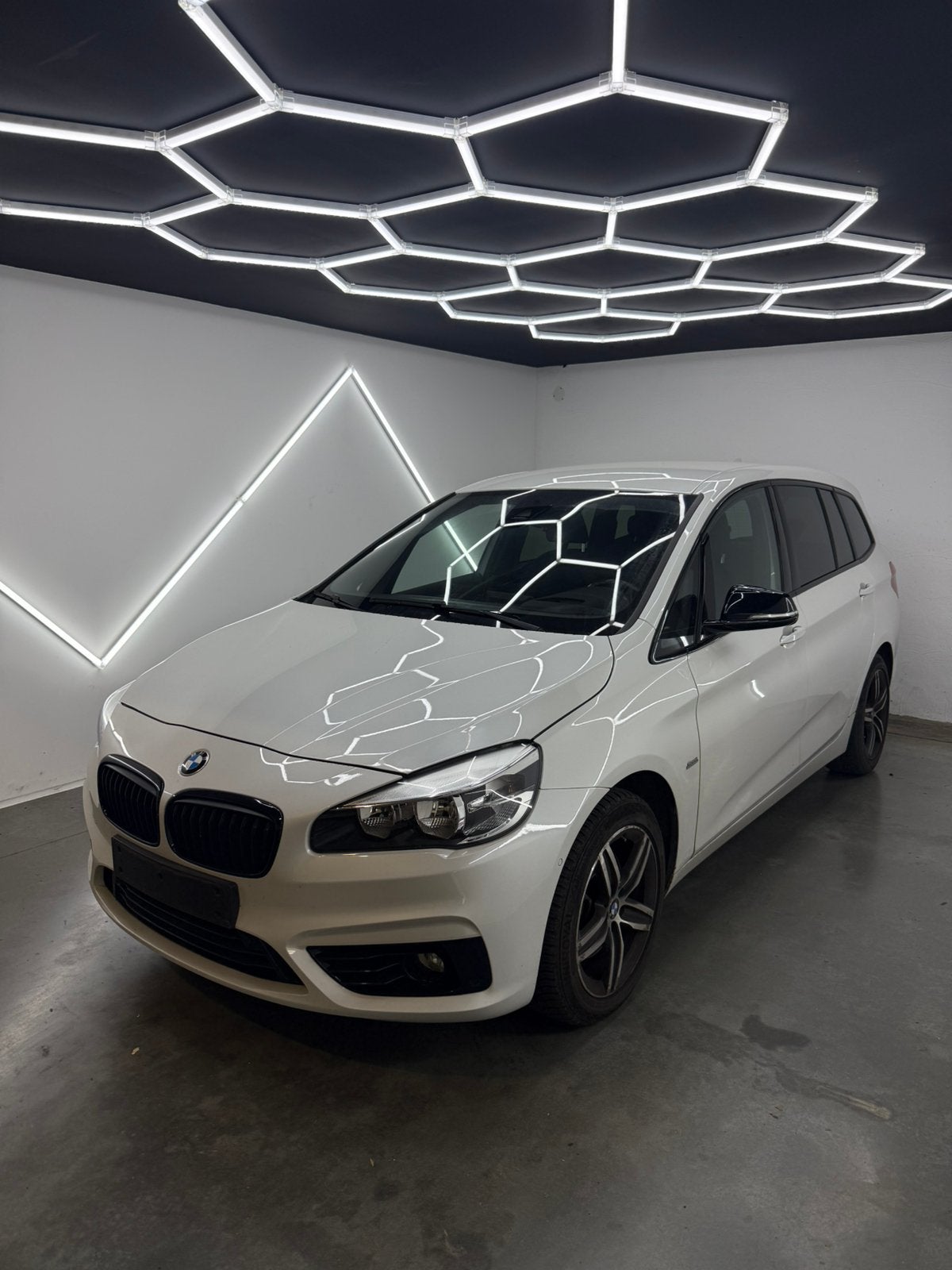 BMW 218i GT| 2017| SLECHTS 72.673KM| 1 JAAR GARANTIE, Dealer onderhouden, Monovolume, Wit, Leder