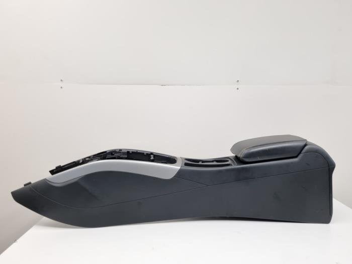 Middenconsoles van een Audi A4, Gebruikt, -, -, -