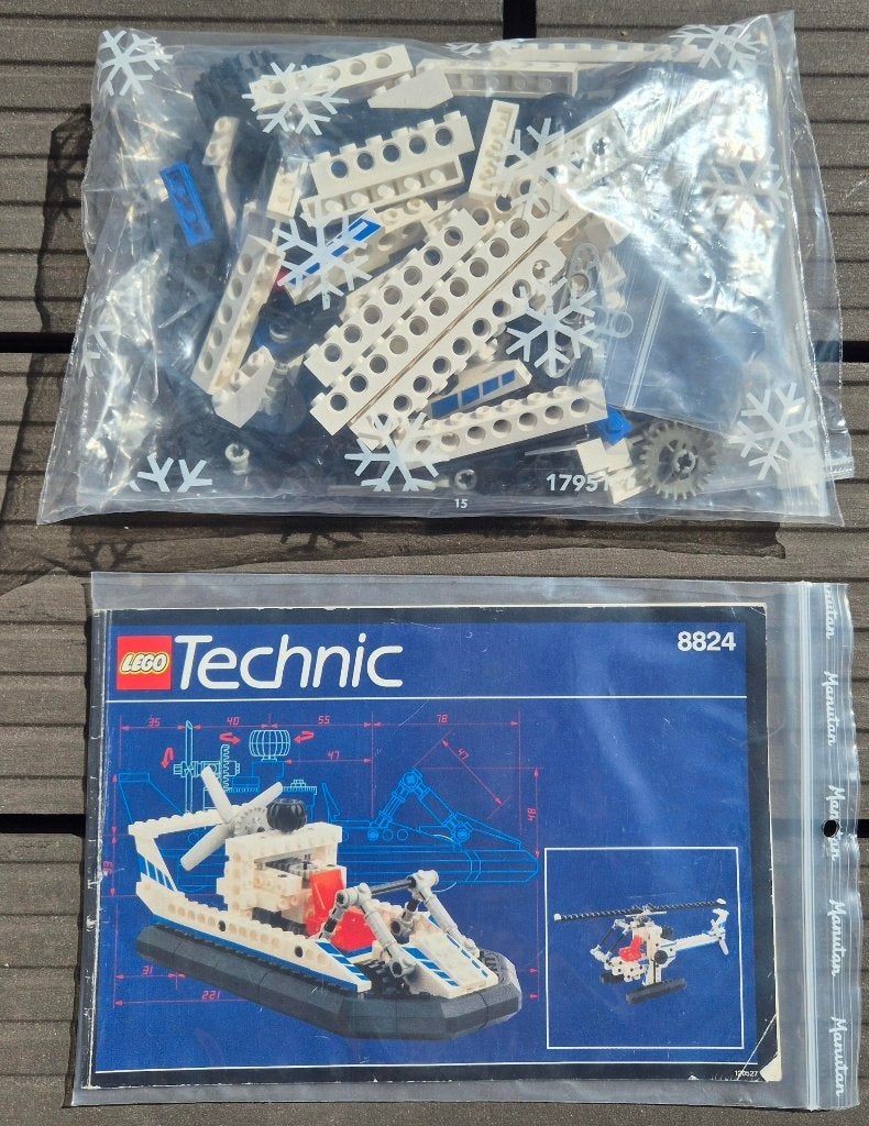 Lego 8824 - Hovercraft (1993), Kinderen en Baby's, Speelgoed | Duplo en Lego, Gebruikt, Lego, Inclusief instructies, Ophalen of Verzenden