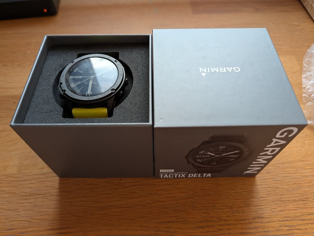 Garmin Tactix Delta Sapphire, Bijoux, Sacs & Beauté, Montres de sport, Enlèvement ou Envoi, Utilisé