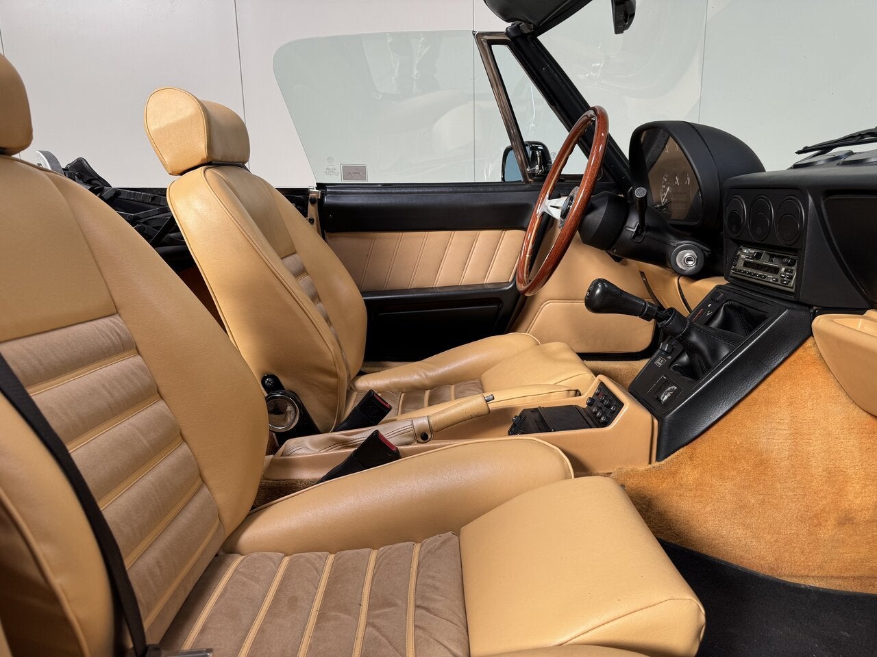 Alfa Romeo Spider 2.0 Benzine Man. - Cabrio - Radio - Goede, Auto's, Alfa Romeo, 0 kg, Spider, Zwart, Bruin