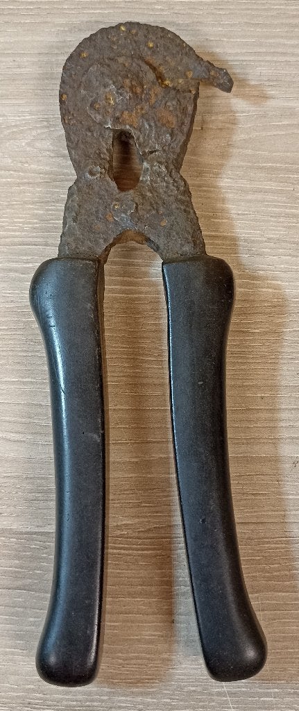 Pince coupe-fil US M-1938 Relique de fouille Saint-Vith ww2, Enlèvement ou Envoi, Armée de terre, Autres types