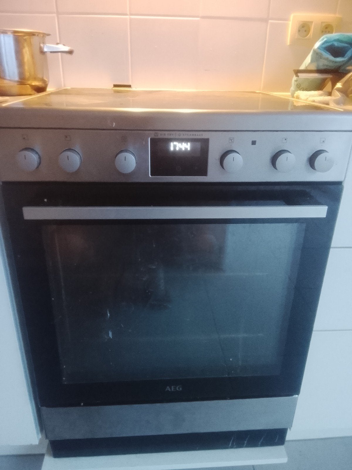 aeg air fry /steambake, Elektronische apparatuur, Fornuizen, Ophalen