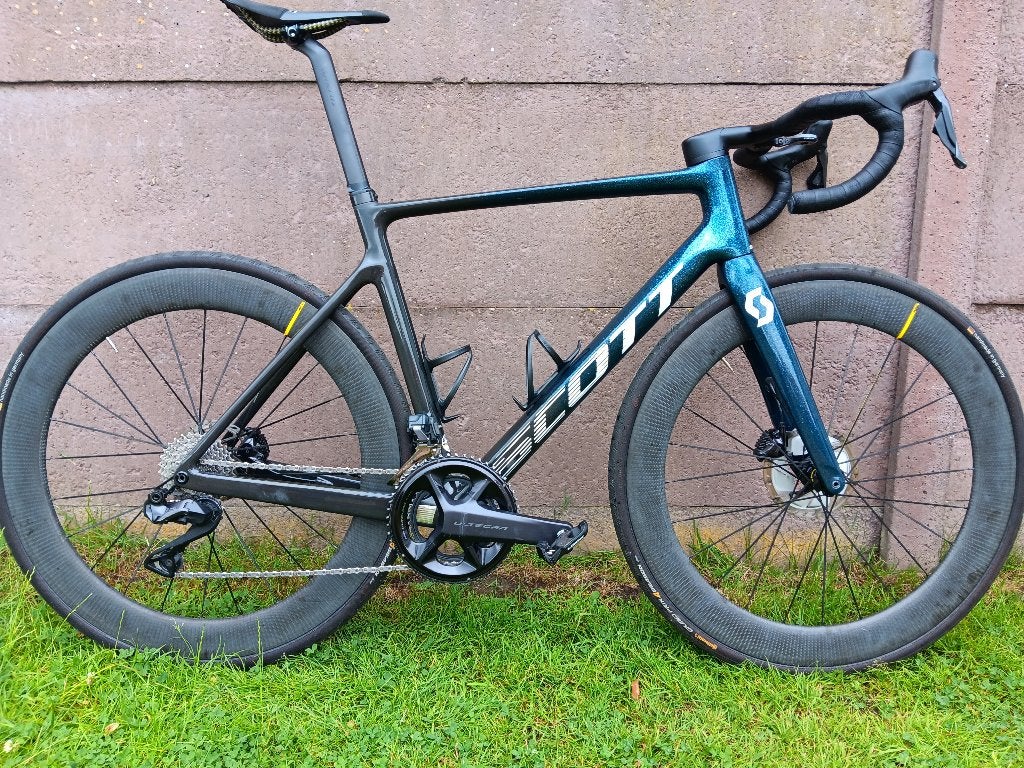 Scott Addict rc Pro large, Vélos & Vélomoteurs, Vélos | Vélos de course, Utilisé, Enlèvement