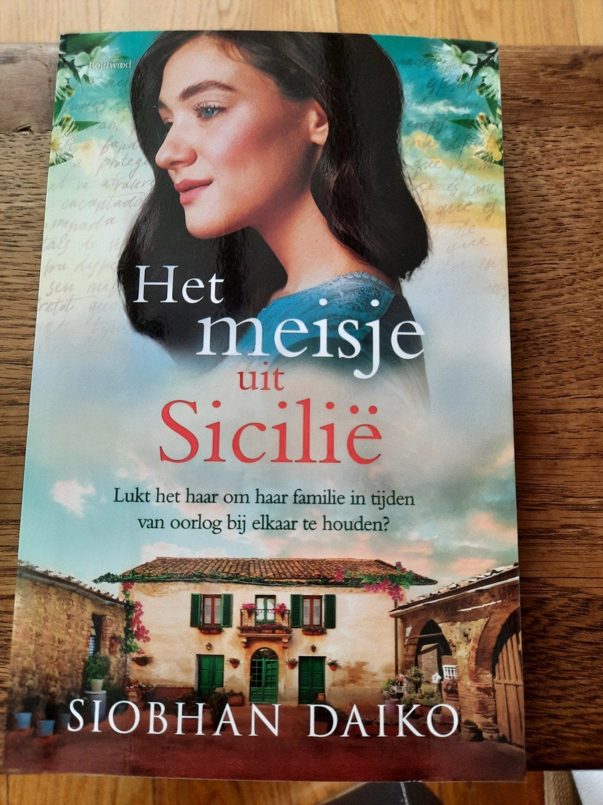 Roman Het meisje uit Sicilië. Siobhan Daiko., Boeken, Ophalen