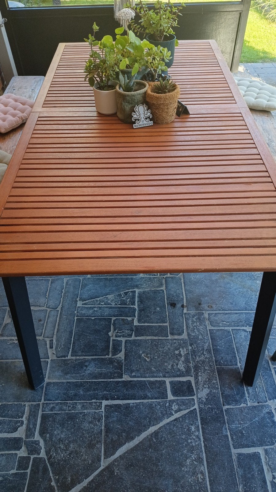 tafel en 2 banken, Ophalen