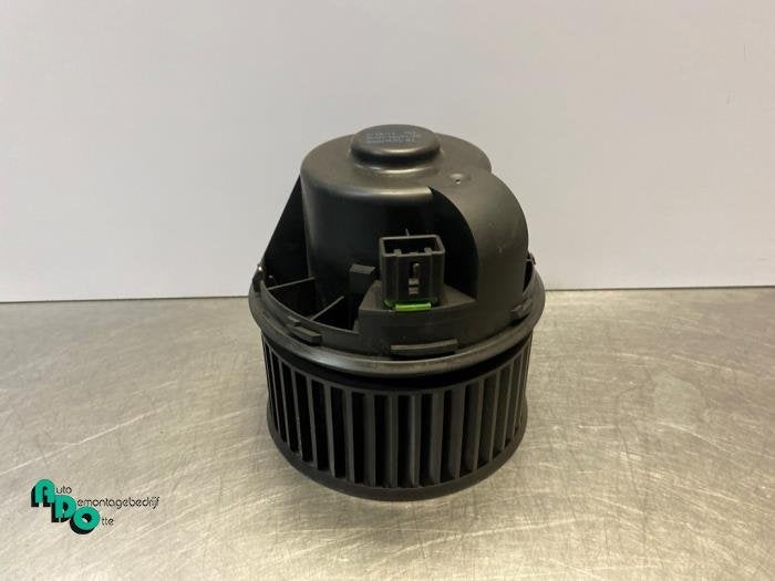 Moteur de ventilation chauffage d'un Ford Focus (Focus 11-), -, 3 mois de garantie, -, -