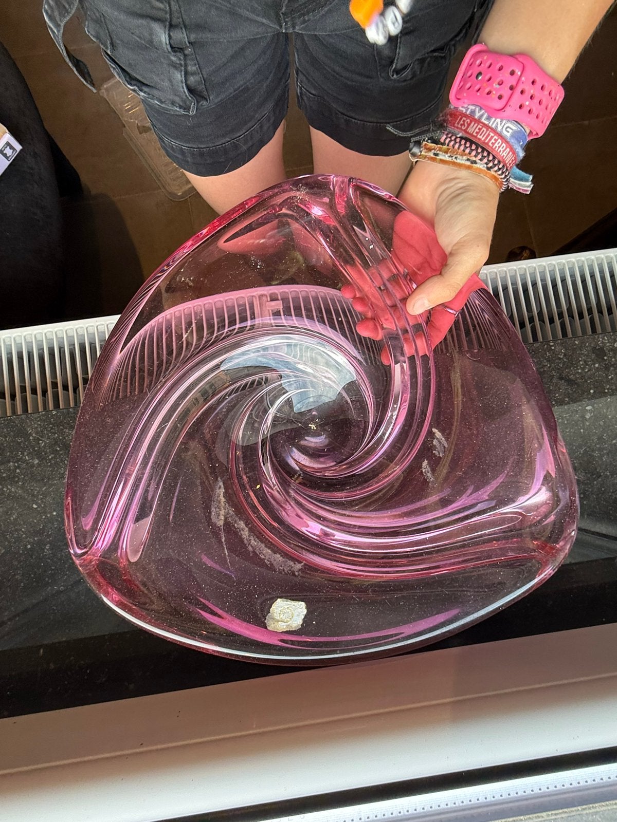 Grande coupe en verre rose massif Style Murano Chribská, Enlèvement, Comme neuf, Rose, Verre