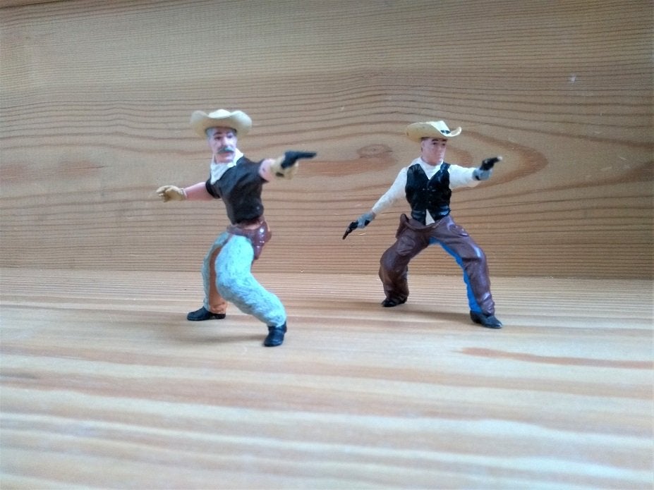 PAPO figurines - 2 cow-boys, Enlèvement, Comme neuf