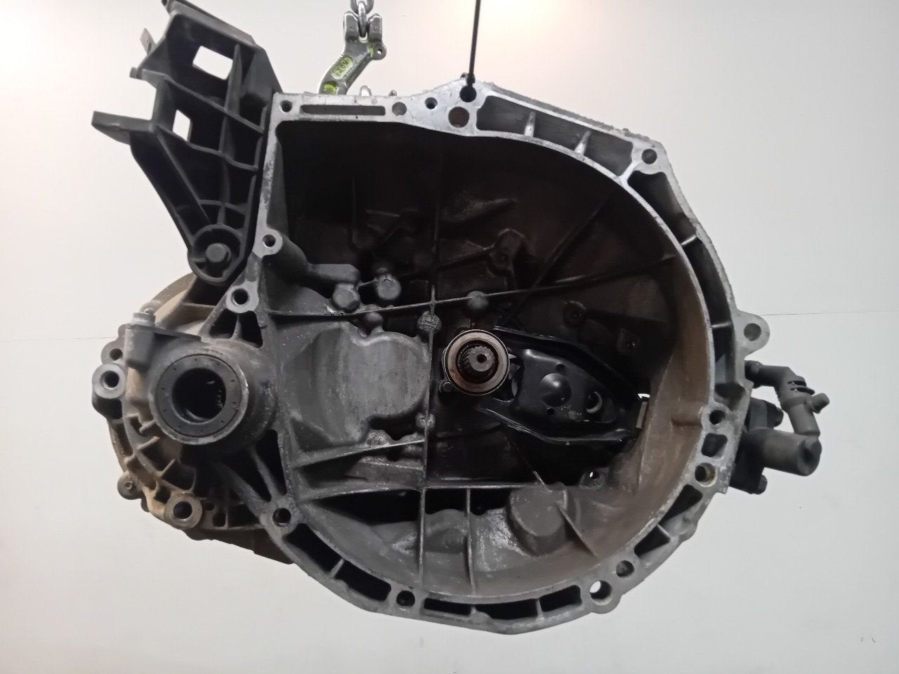 Versnellingsbak schakel Peugeot 208, Onderdelen@venauto.nl, Van der Ven Autorecycling B.V., Ettenseweg 76, 4706 PB Roosendaal, The Netherlands