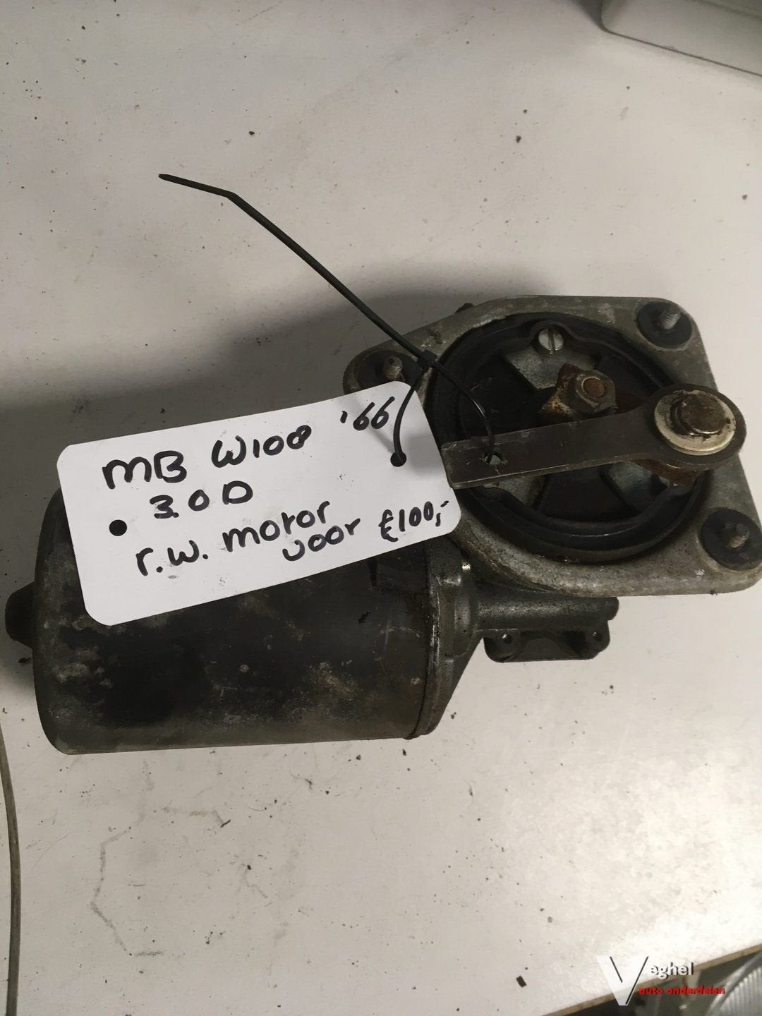 Mercedes w108 1966 Ruitenwissermotor voor, -, Utilisé, -, -