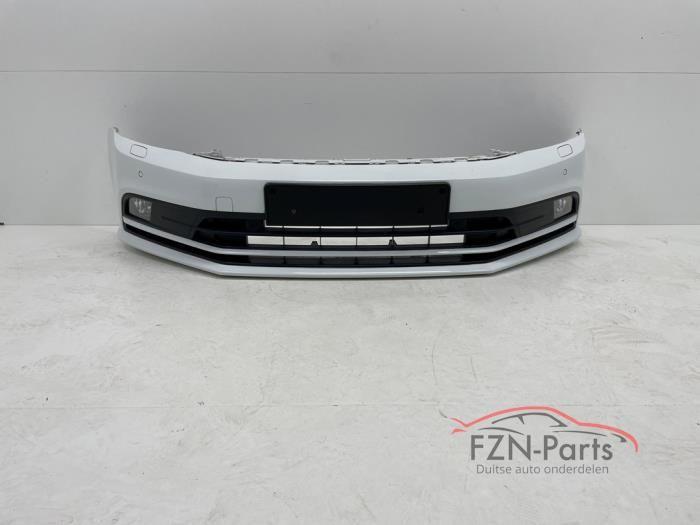 VW Jetta 5C6 Facelift Voorbumper 4PDC KLS Mistlampen LC9A, Auto-onderdelen, Ophalen of Verzenden, Gebruikt, Voor, Bumper