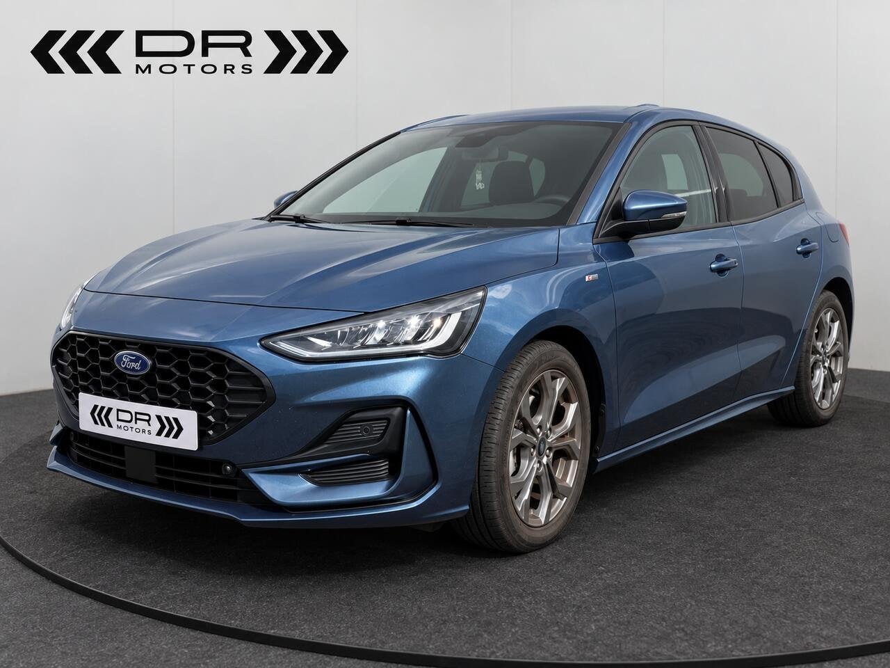 Ford Focus ST-LINE - ADAPTIVE CRUISE - TREKHAAK - APPLE CAR, Autos, Euro 6, Entreprise, 0 kg, Noir