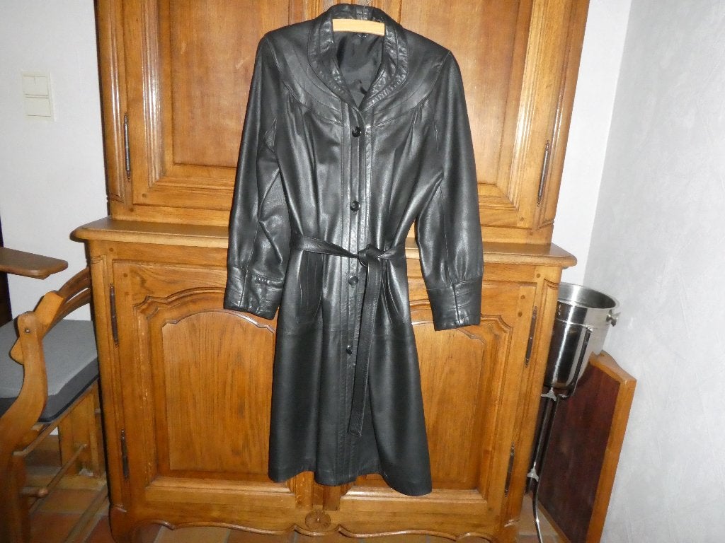 Manteau dame cuir noir T 42, Enlèvement, Comme neuf, Taille 38/40 (M), Noir