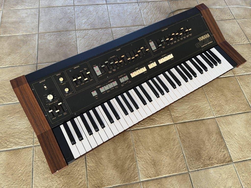 Yamaha SK-20 vintage Synth en Strings, Musique & Instruments, Synthétiseurs, Yamaha, Enlèvement