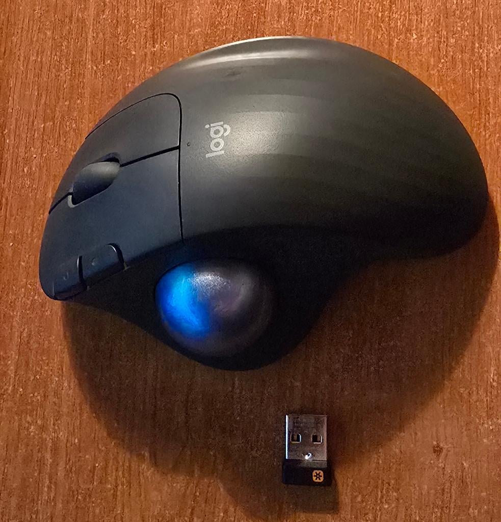 Souris Logitech Ergo M575, Ergonomique, Souris, Logitech, Comme neuf