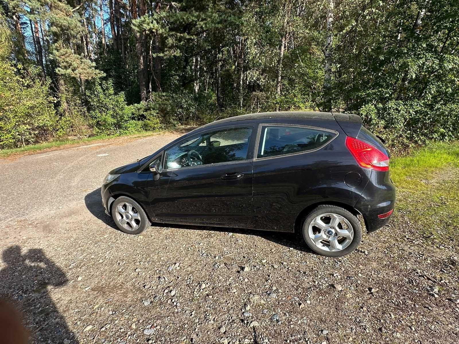 Voiture de tourisme Ford Fiesta 2009, Achat, Entreprise, Boîte manuelle, Autre carrosserie