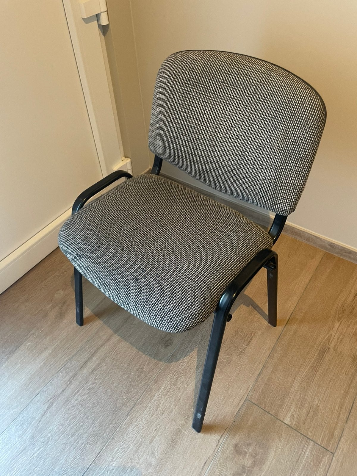 4 gratis stoelen, Ophalen, Gebruikt