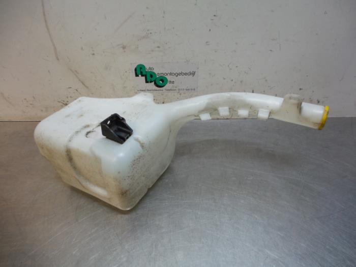 Ruitensproeiertank voor van een Mazda 2 (2 03-), Gebruikt, -, -, Ophalen of Verzenden
