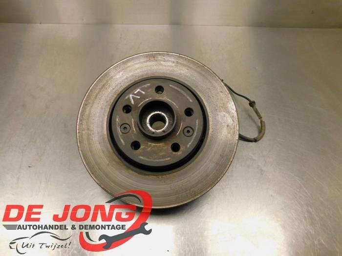 Fusee links-voor van een Renault Trafic, Gebruikt, -, Renault, -