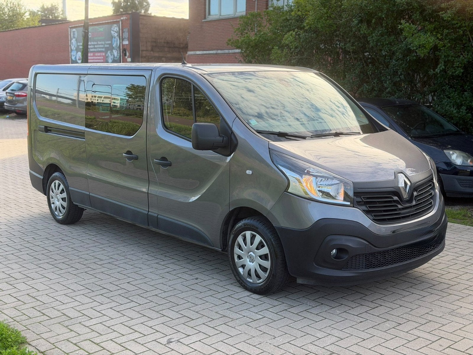 RENAULT TRAFIC 1.6 D L2 2017 54000 KM AC NAVI INSPECTION EUR, Argent ou Gris, Achat, Euro 6, 3 places
