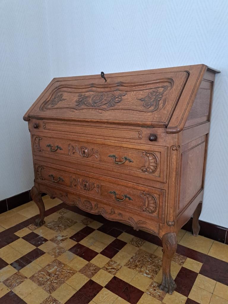 Secretaire bureau., Ophalen
