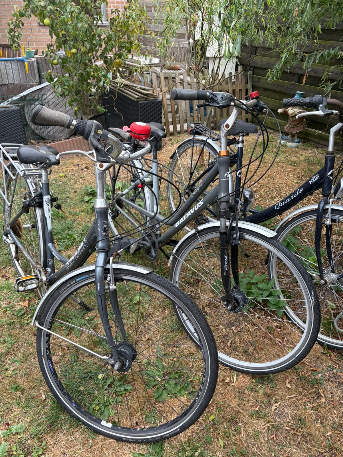 3 damesfietsen plus onderdelen, Fietsen en Brommers, Ophalen, Zo goed als nieuw, Batavus
