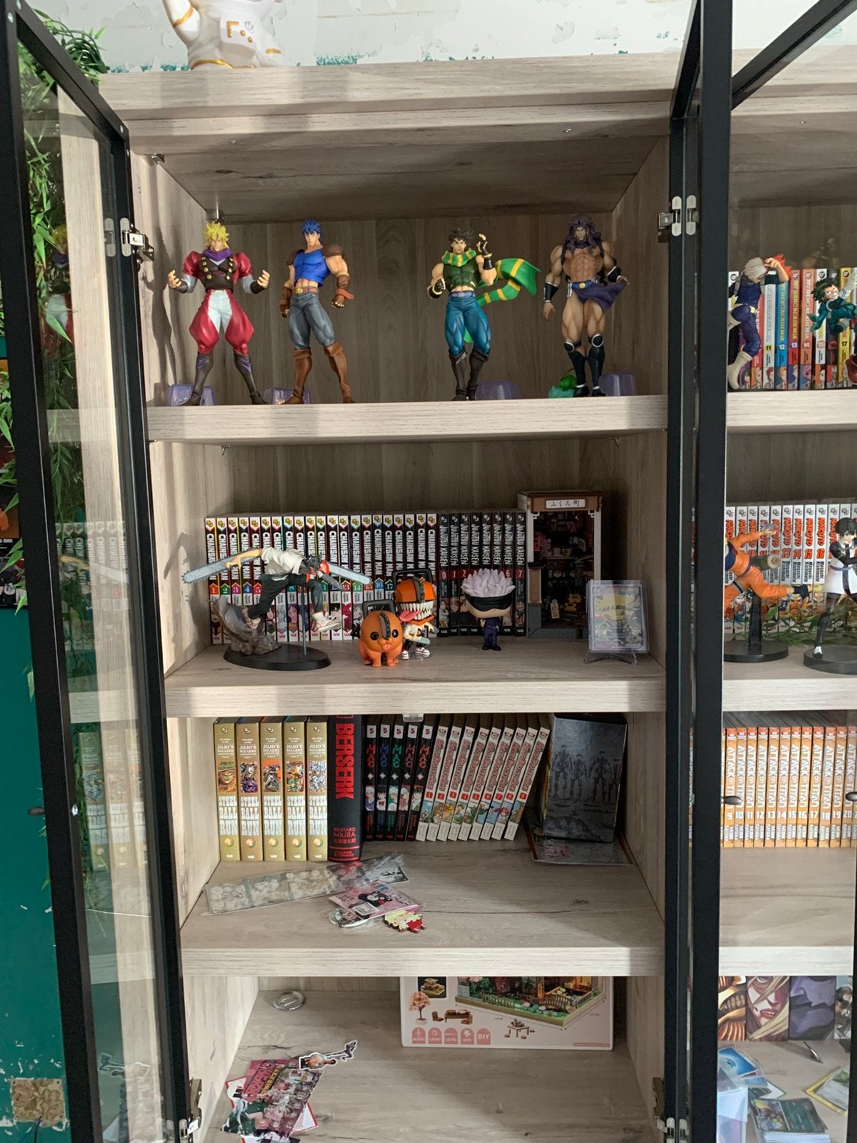Grote manga en figuren collectie, Ophalen of Verzenden, Zo goed als nieuw