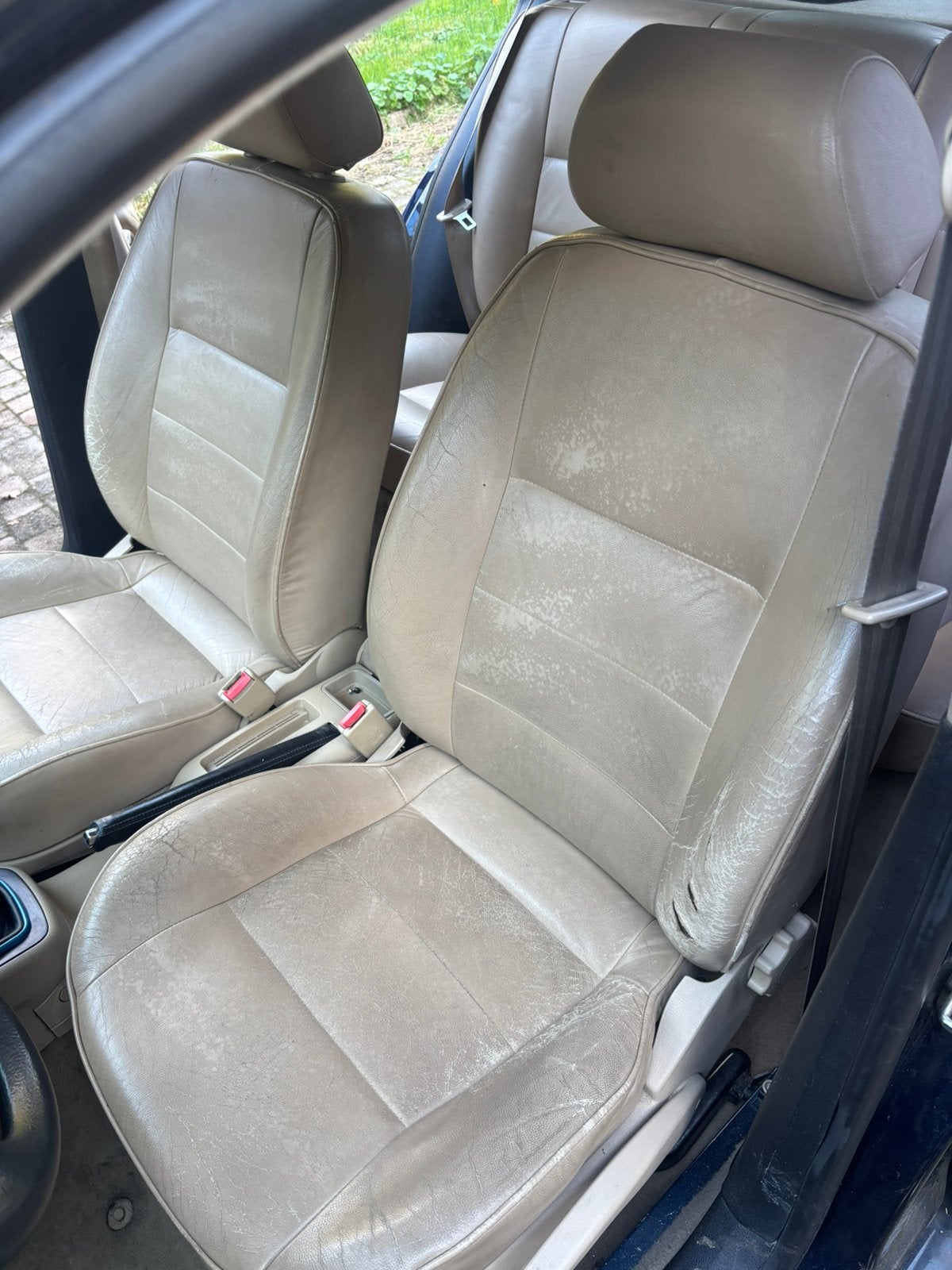 Golf 4, Beige, Trekhaak, LPG, Te koop
