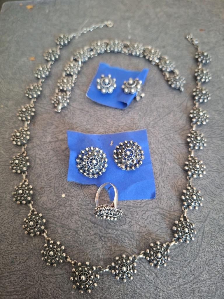 Oud zilver, Handtassen en Accessoires, Armbanden, Ophalen of Verzenden, Zilver, Zilver