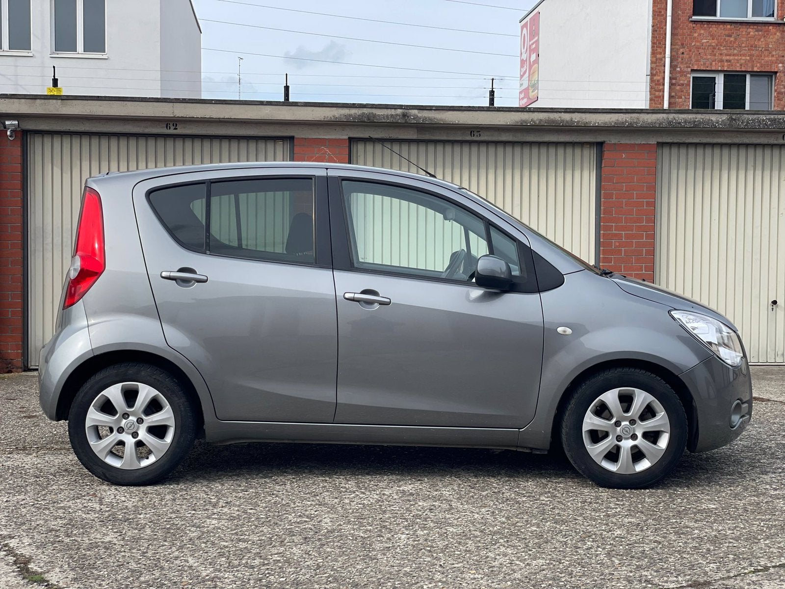 Opel Agila 1.2 Benzine / LEZ vrij !!!, Auto's, Handgeschakeld, 5 deurs, Particulier, Airconditioning