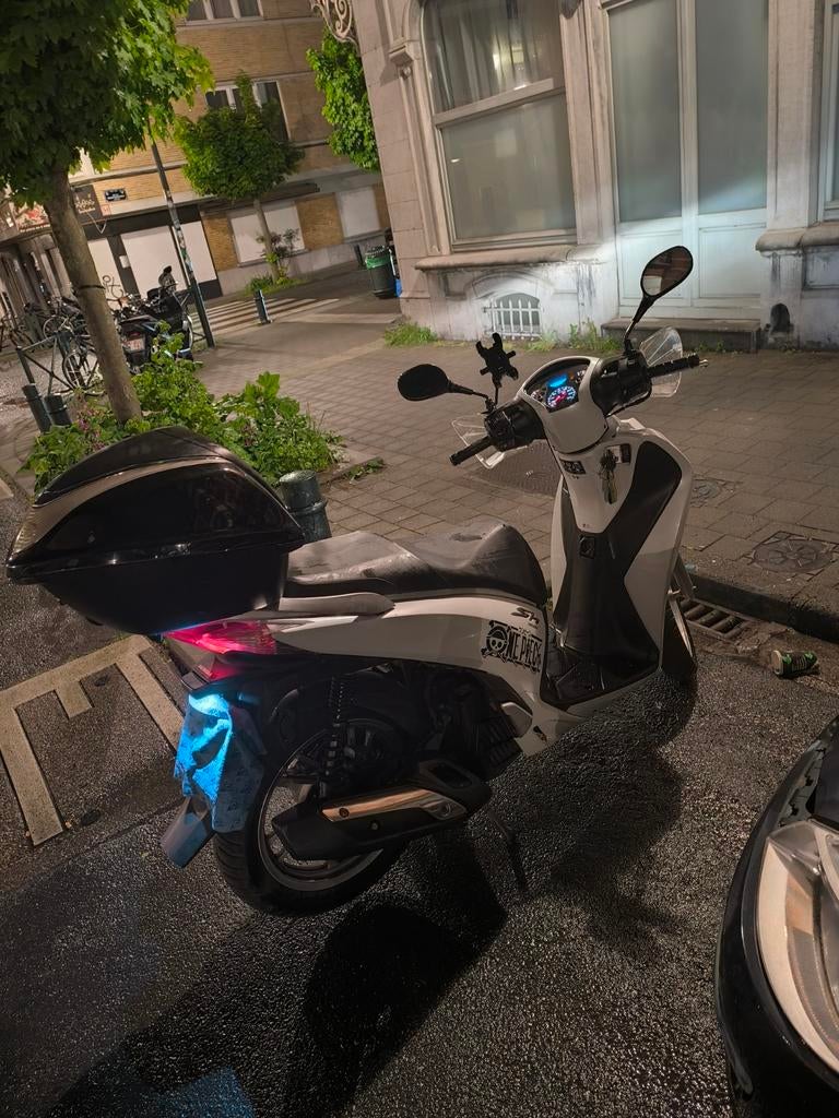 Honda sh 125i ABS  2015 23klmtrs, Ophalen, Gebruikt