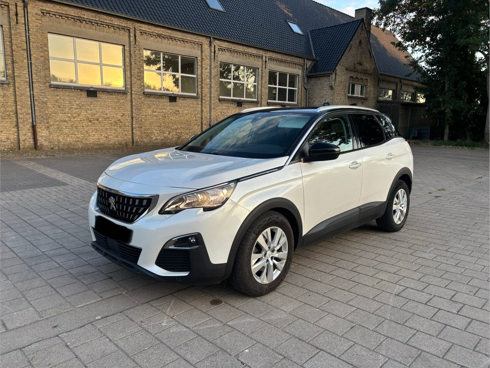 Peugoet 3008 - 1.2 benzine - 37.000 km’s, Achat, Euro 6, Boîte manuelle, Noir