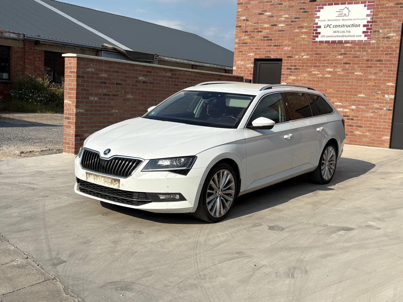Skoda superb 1.6TDI, Autos, Achat, Euro 6, Entreprise, Boîte manuelle