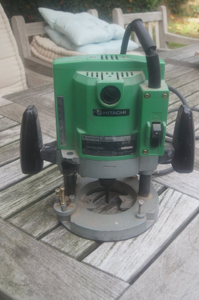 Hitachi bovenfrees TR-12, Bricolage & Construction, Enlèvement ou Envoi, Utilisé