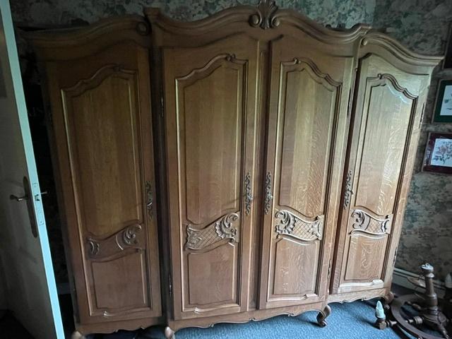 Chambre à coucher en chêne massif clair, Enlèvement, Comme neuf, Queen size, Classique - chêne clair massif - Lit garde robe commode & 2 tdn
