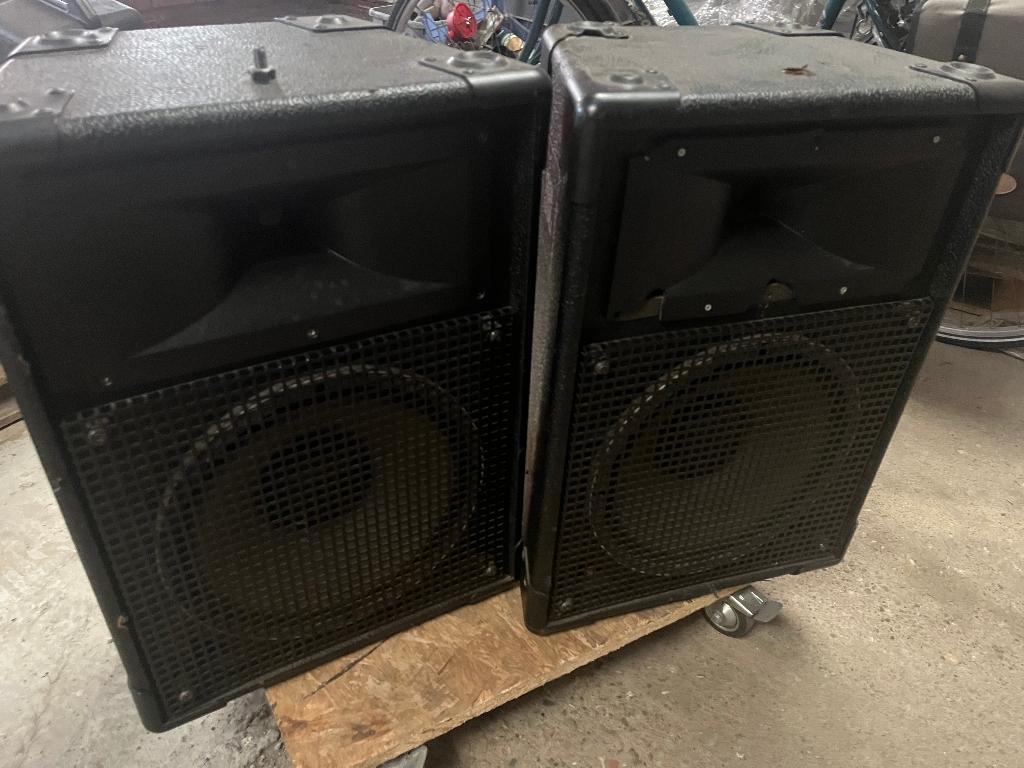 jbl mr 822, Enlèvement, JBL