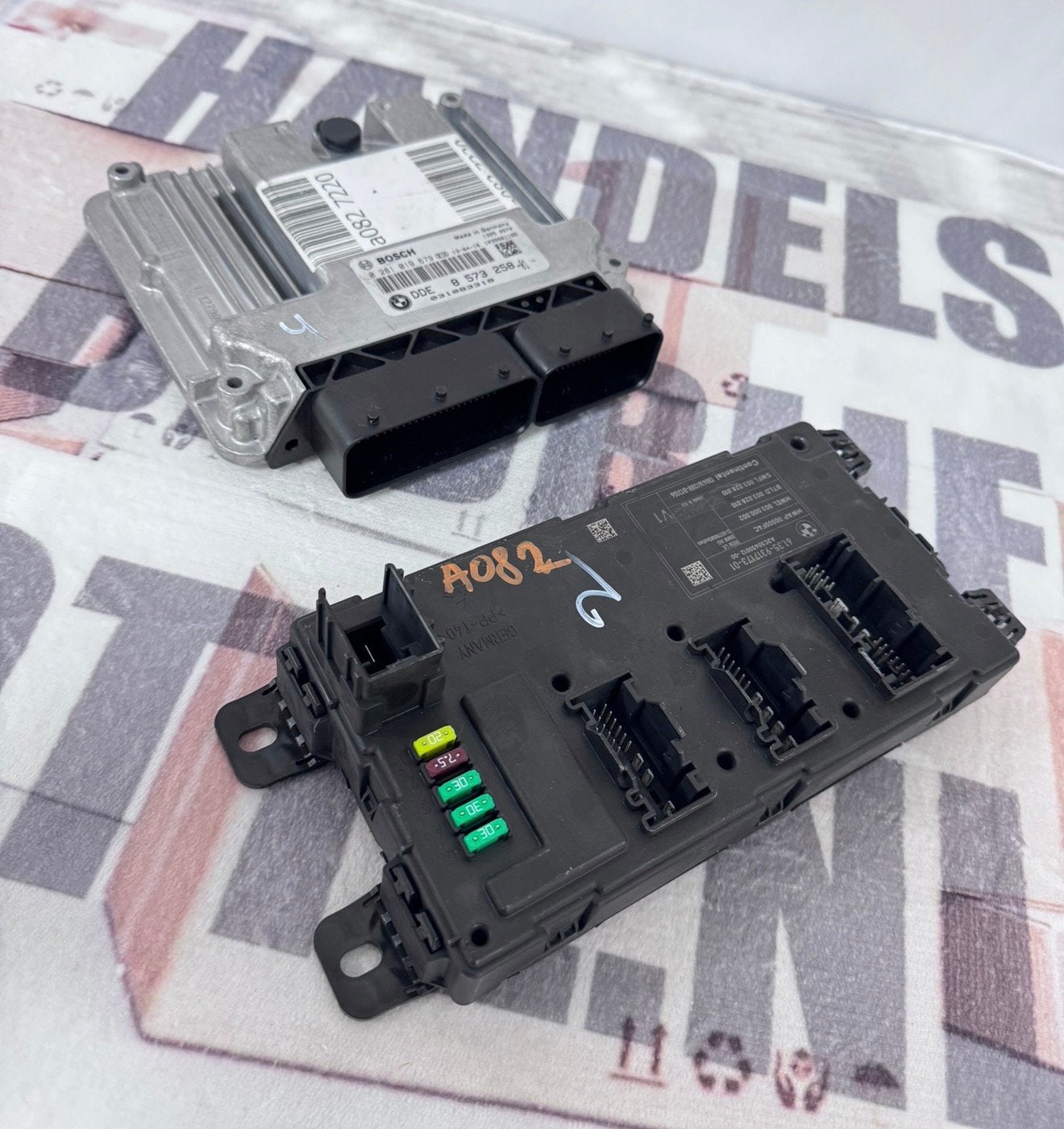 ECU + BCM bmw 3 F30 F31 DDE8573258 0281019679 6135931717301, Autos : Pièces & Accessoires, Enlèvement ou Envoi, Utilisé, BMW